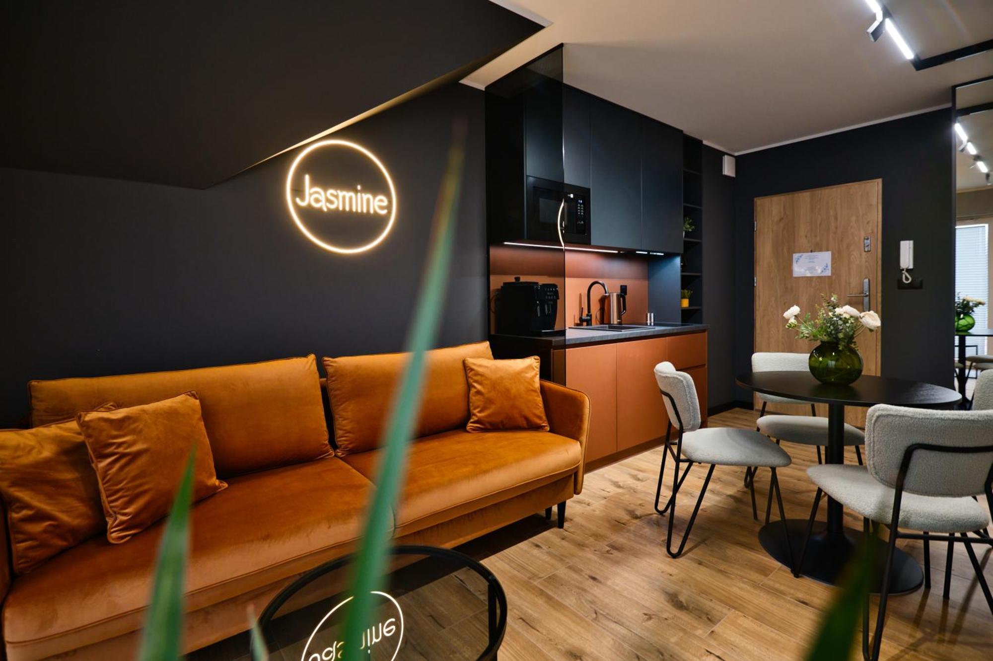 Aparthotel Jasmine By Housine Zator Zewnętrze zdjęcie
