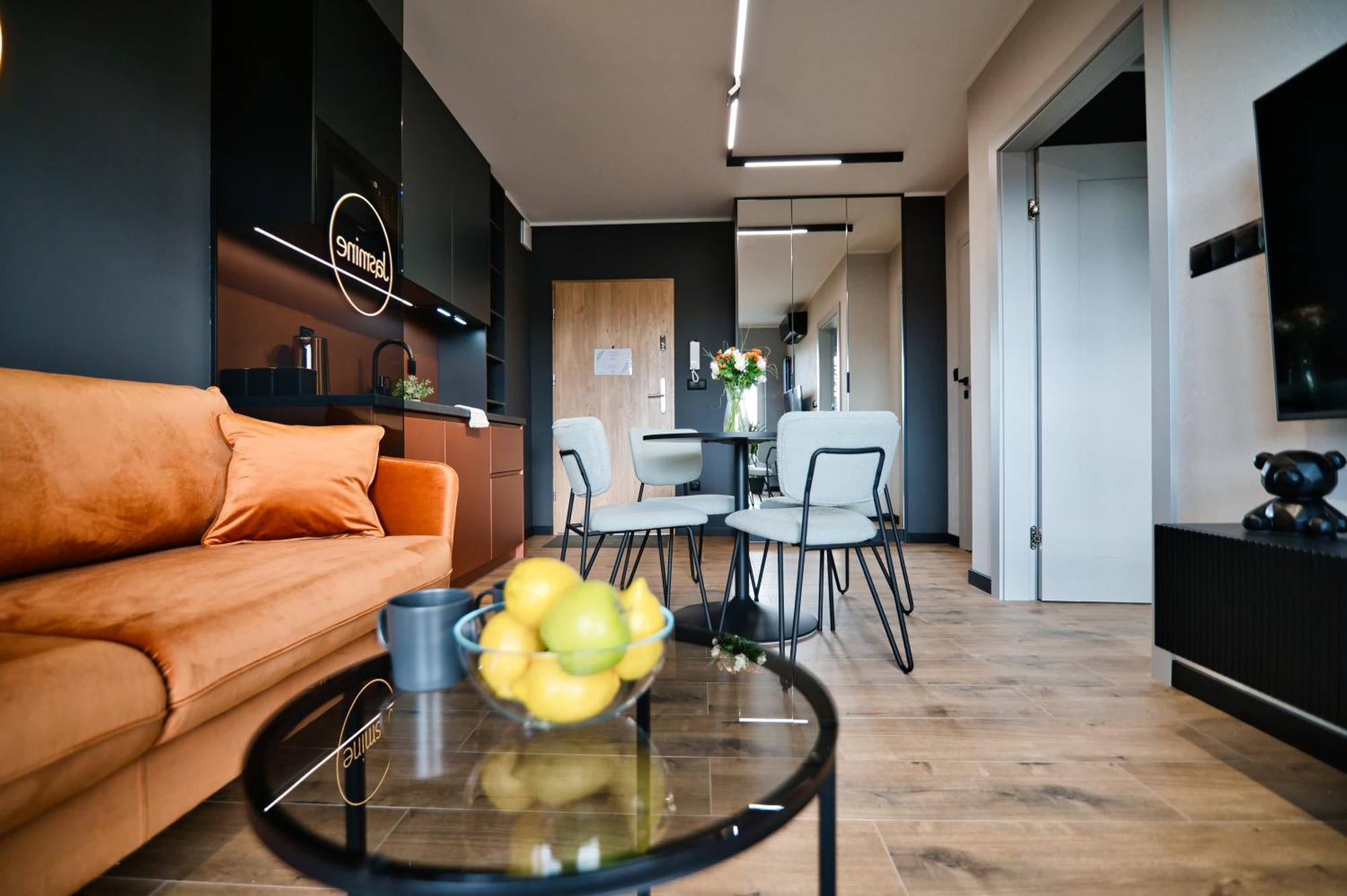 Aparthotel Jasmine By Housine Zator Zewnętrze zdjęcie